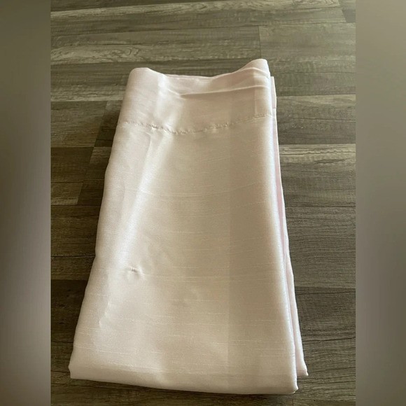 Simply Shabby Chic Balloon Valance Soft Pink Window Shade Faux Silk New curtains - Picture 5 of 9